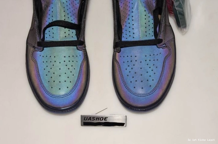 Zoom BV0006-900  1 High Jordan Retro Fearless 0331